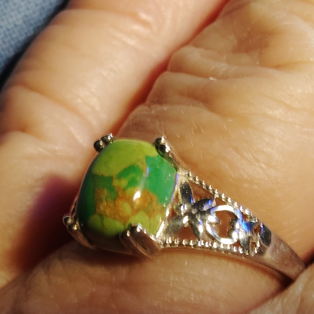 SANTA FE, NATURAL GREEN MOJAVE TURQUOISE RING. STERLING. SIZE- - 9